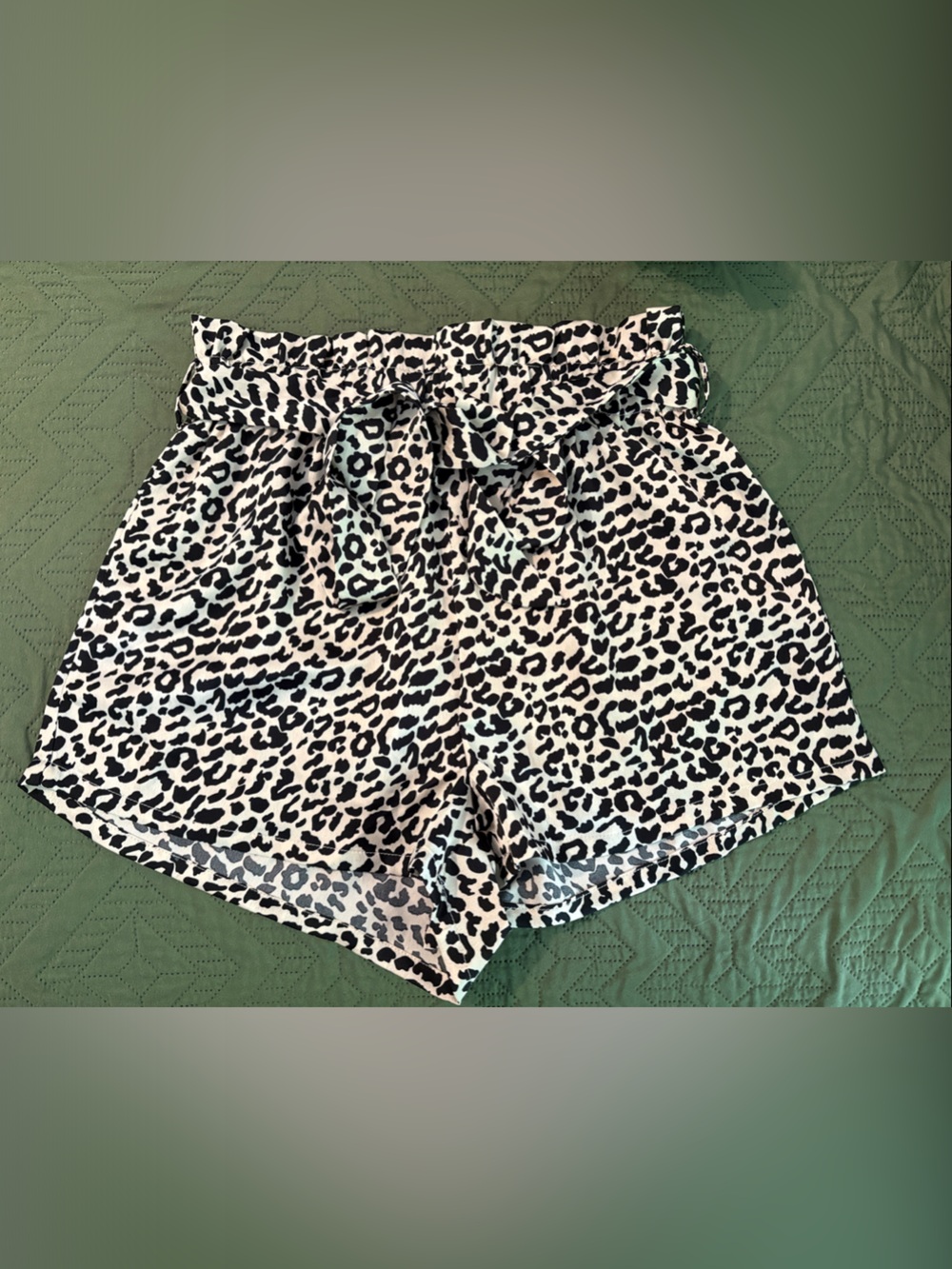 SHEIN Black & White Leopard Print Paperbag Waist Womenβs Shorts